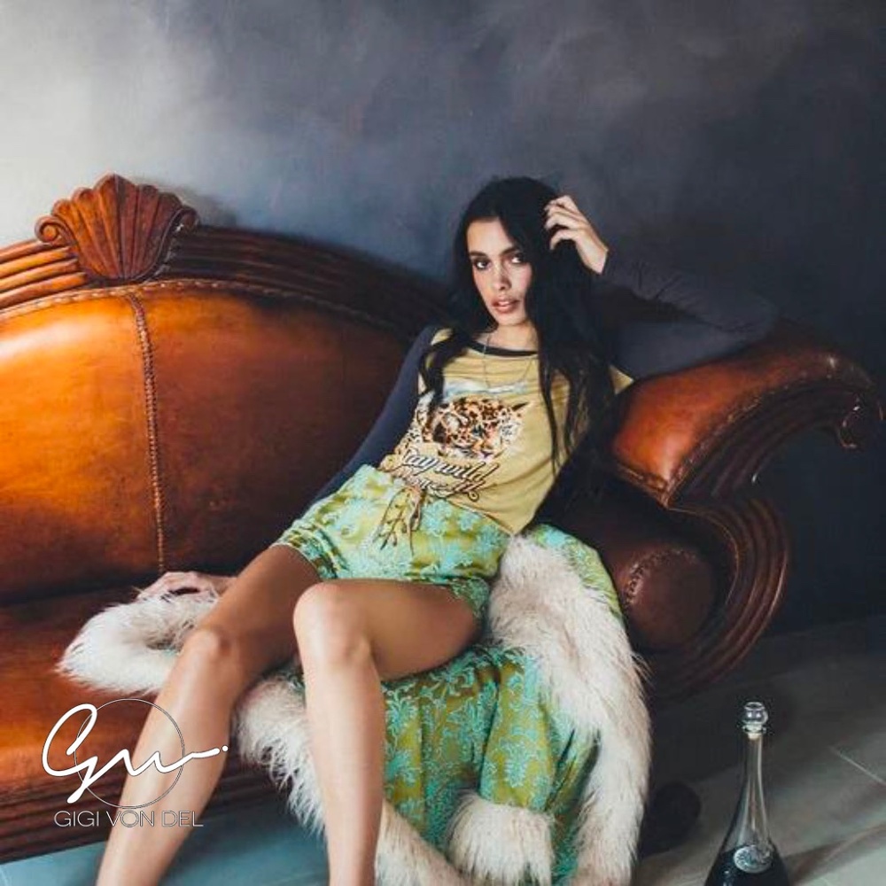 SPELL (& THE GYPSY) Stay Wild Moon Child Raglan, S - Black & Tan NWOT